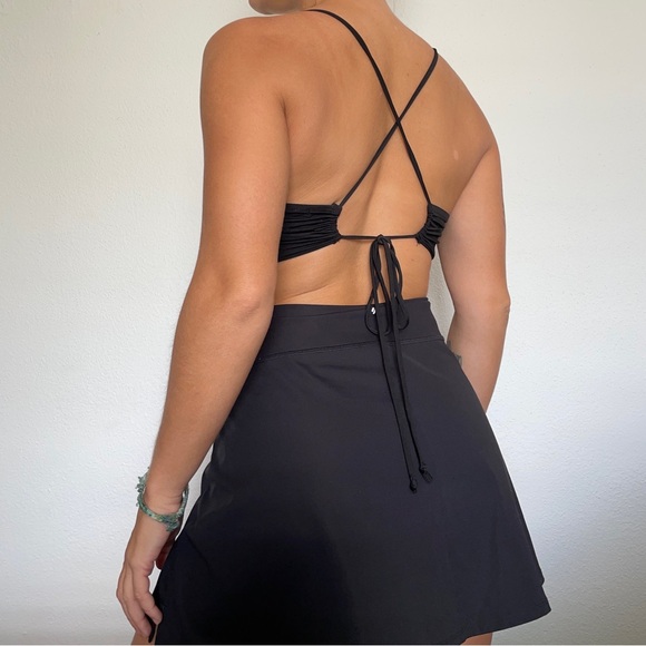 Urban Outfitters Cropped Cowl Neck Strappy Top SMALL - Picture 3 of 8